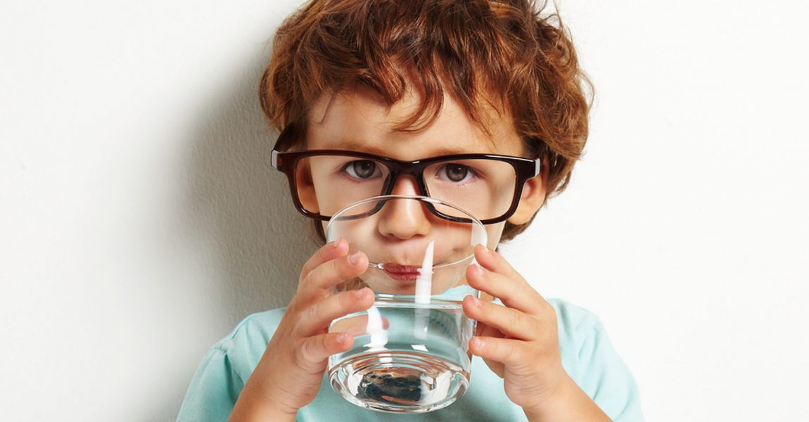 Живая вода: заботимся о здоровье ребенка